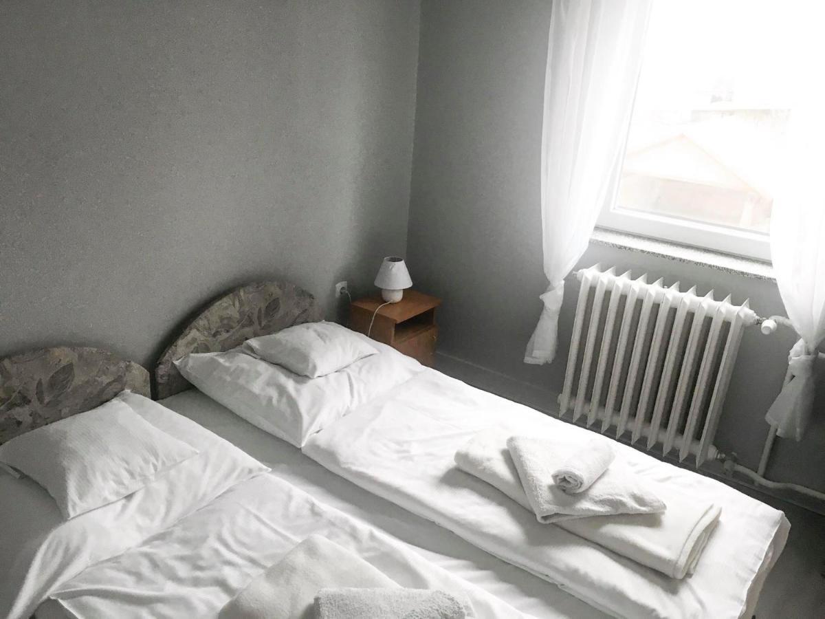 Tompos Vendeghaz Es Pince Hotell Villány Eksteriør bilde